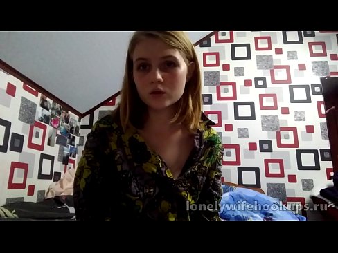 ❤️ Ungur ljóshærður nemandi frá Rússlandi hefur gaman af stærri pikkum. Fallegt klám á is.kutjeporno.ru ❌️❤