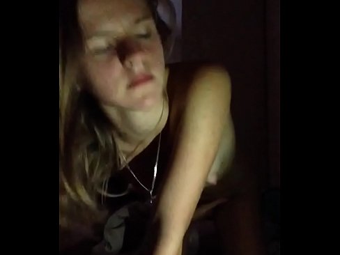 ❤️ Stúlka sjálfsfróar sér og kúrir Fallegt klám á is.kutjeporno.ru ❌️❤